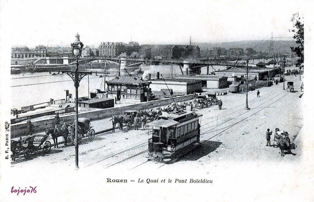 76-Rouen-Le Quai et le Pont Boïeldieu.jpg