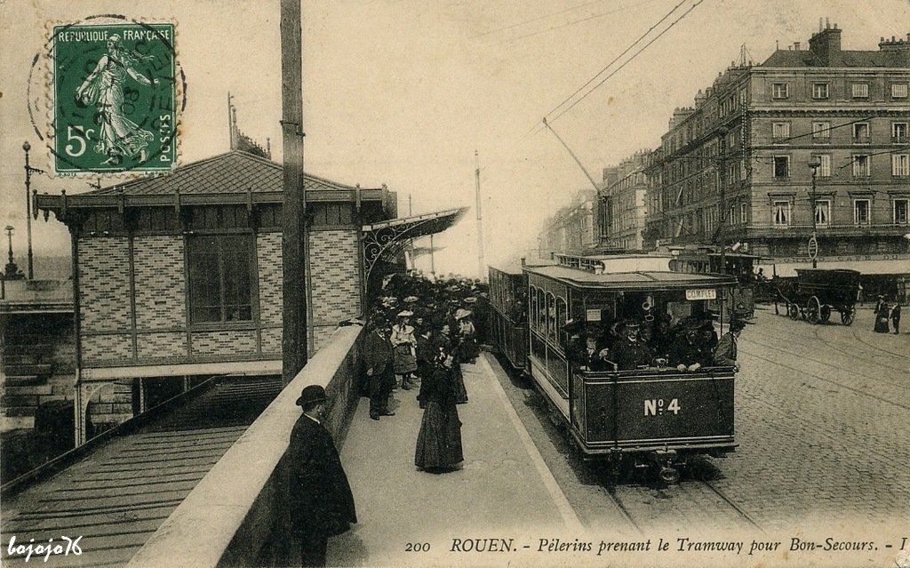 76-Rouen-Tramway pour Bonsecours.jpg
