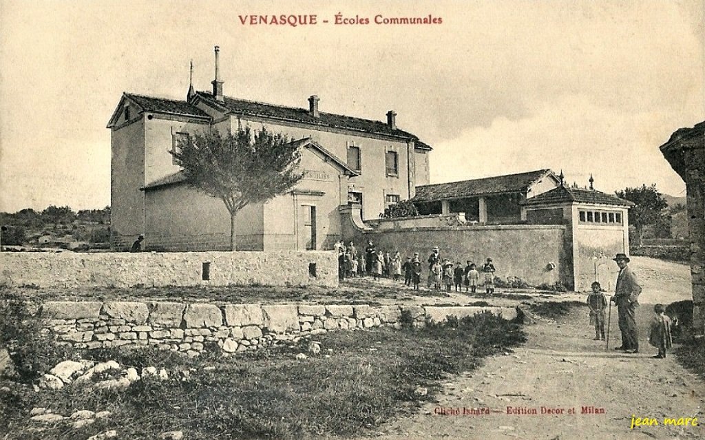 Venasque - Ecoles communales.jpg