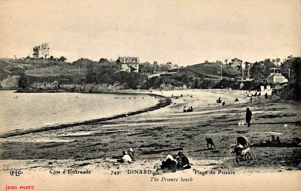 Dinard - Plage du Prieuré.jpg