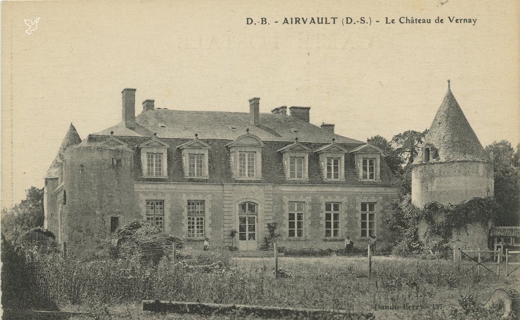 Z - AIRVAULT - Chateau de Vernay.jpg