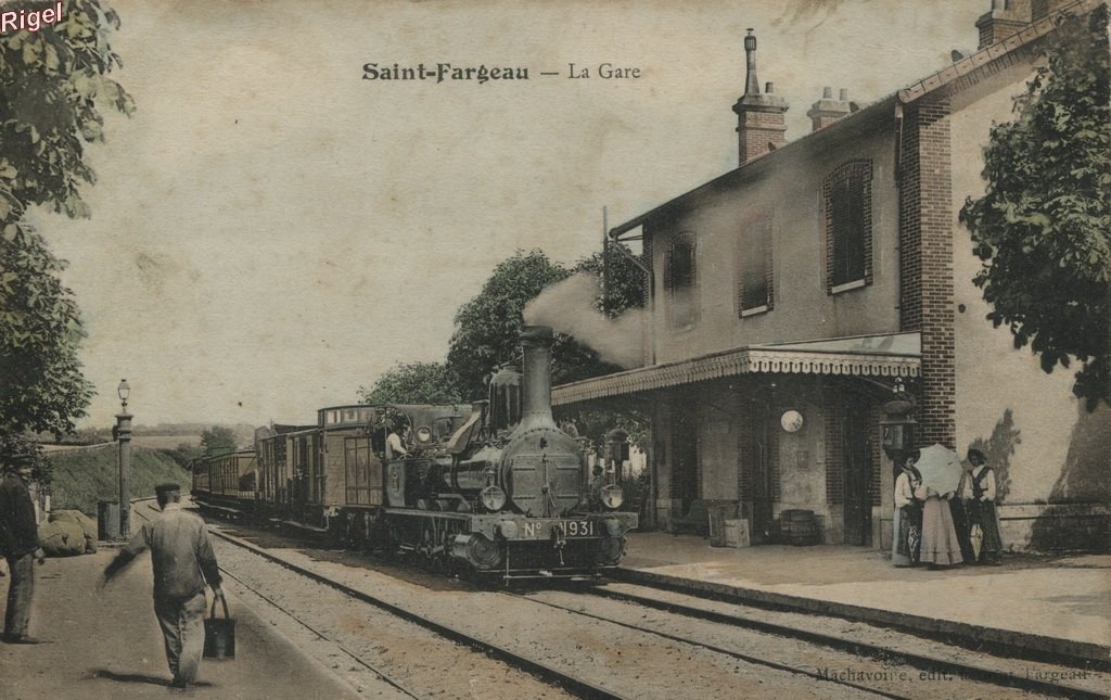 89-Saint-Fargeau - La Gare - Machavoine édit.jpg