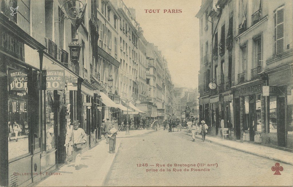 Z - 1248 - Rue de Bretagne prise de la Rue de Picardie.jpg