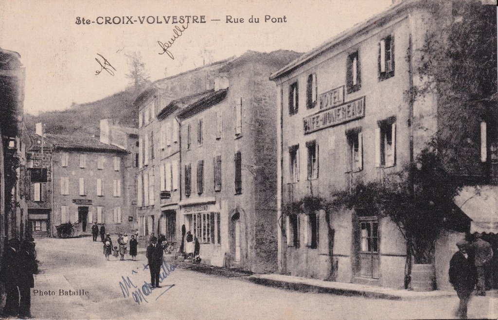 Sainte-Croix-Volvestre - Rue du Pont.jpg