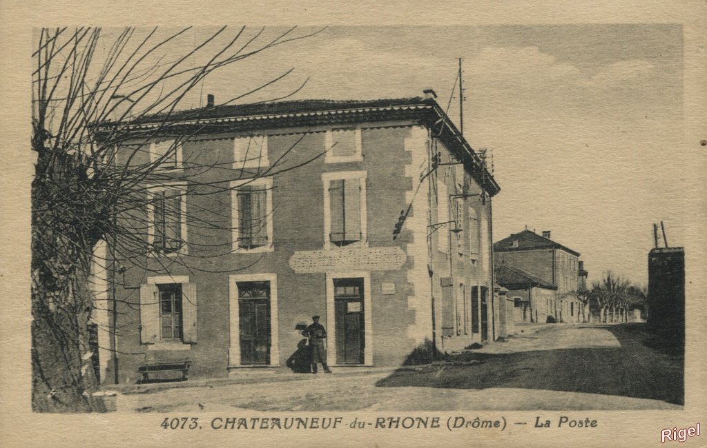 26-Chateauneuf-du-Rhone - La Poste - 4073 Ets Rivière-Bureau.jpg