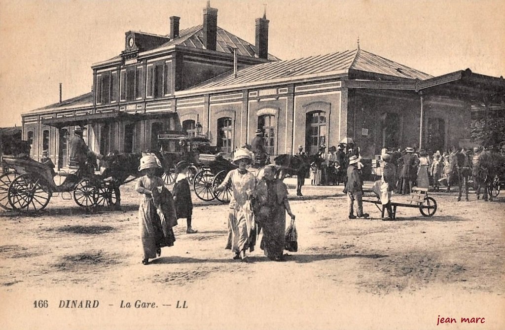 Dinard - La Gare.jpg