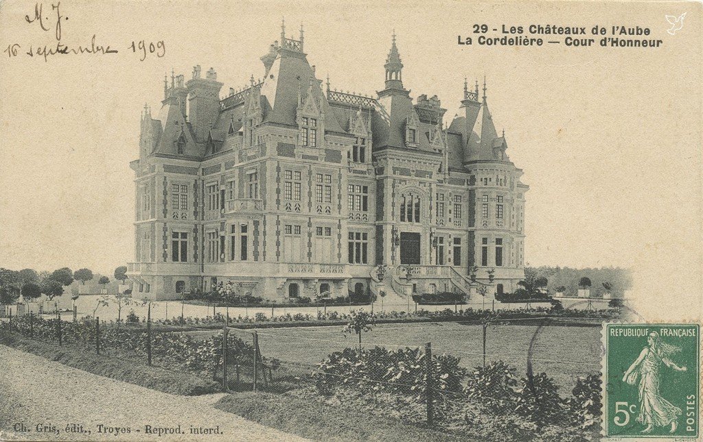 Z - CHAOURCE - Chateau La Cordelière - Gris edit..jpg