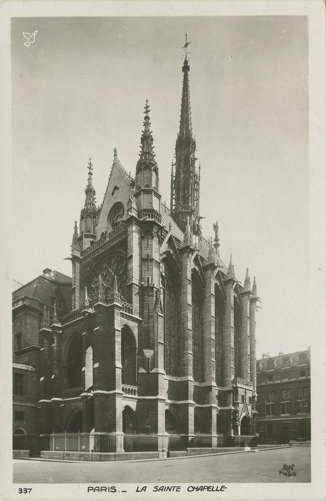 Z - 337 - Sainte Chapelle.jpg