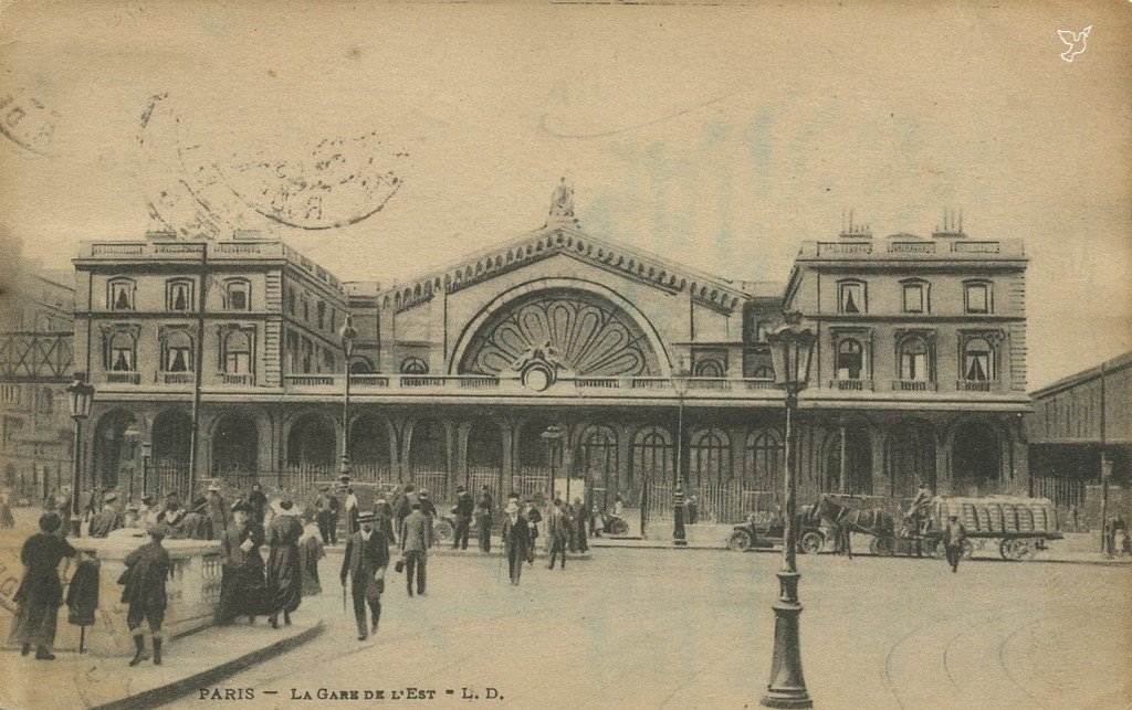 Z - GARE DE L'EST - LD  - La gare de l'est.jpg