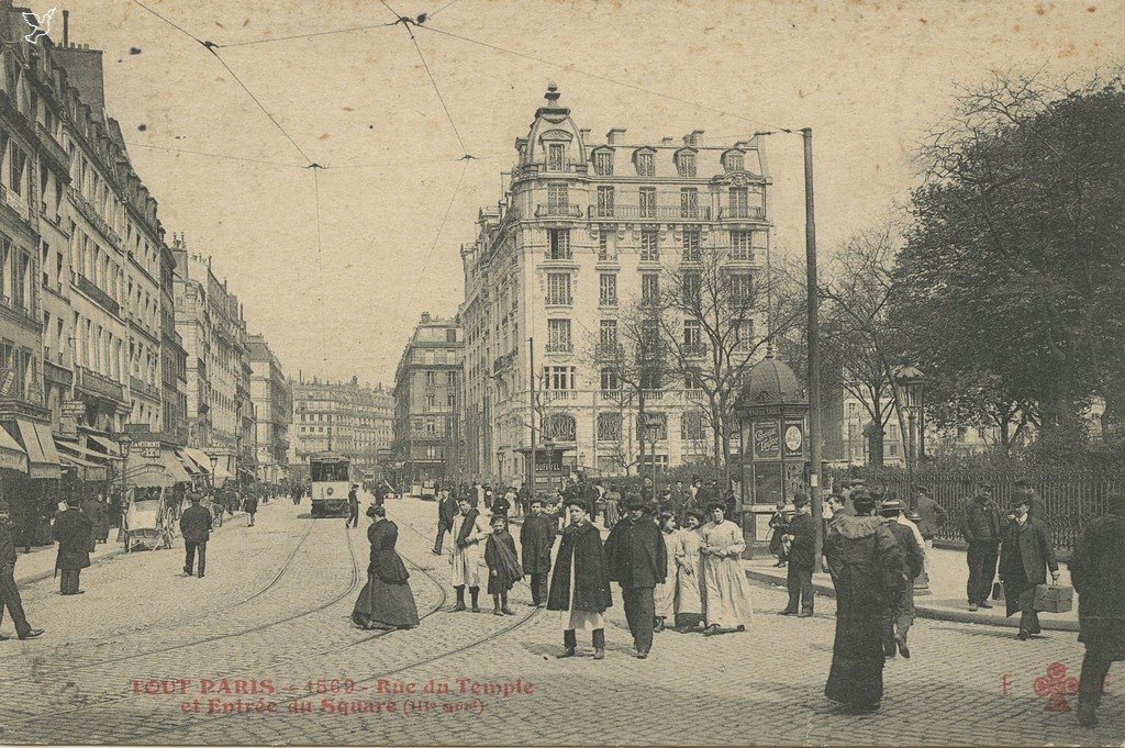 Z - 1569 - Rue du Temple et entrée du Square.jpg