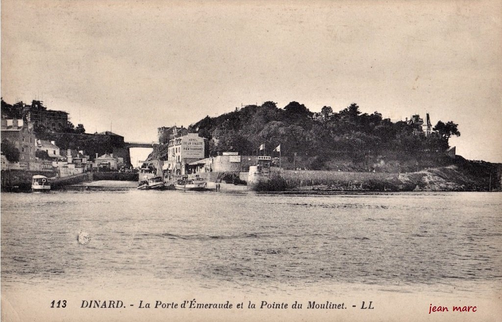 Dinard - La Porte d'Emeraude et la Pointe du Moulinet.jpg