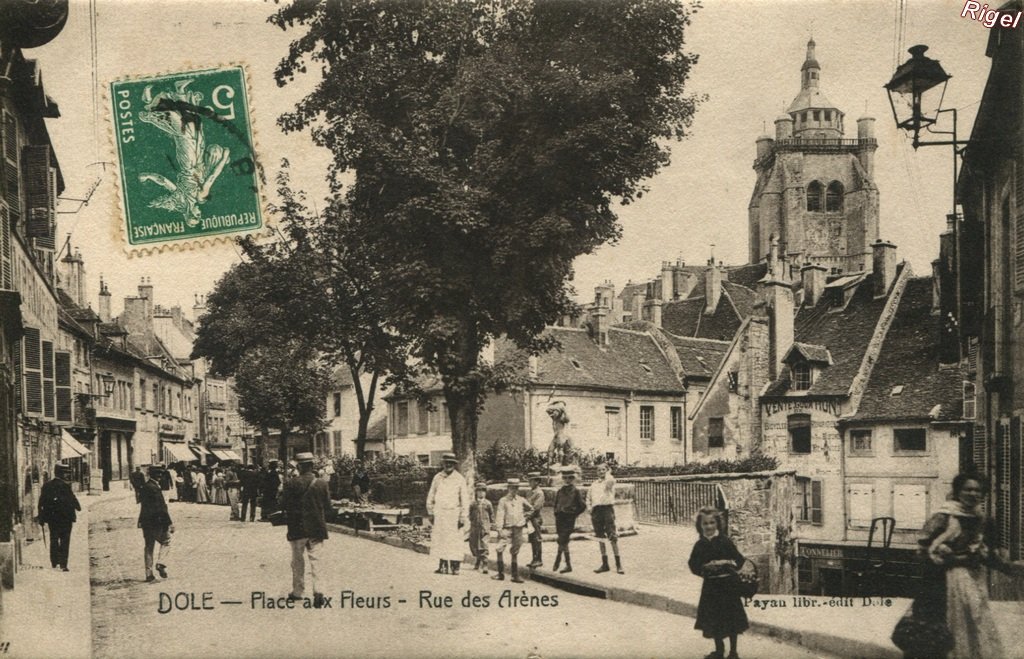 39-Dole- Place aux Fleurs - Rue des Arènes - Payau libr-édit.jpg