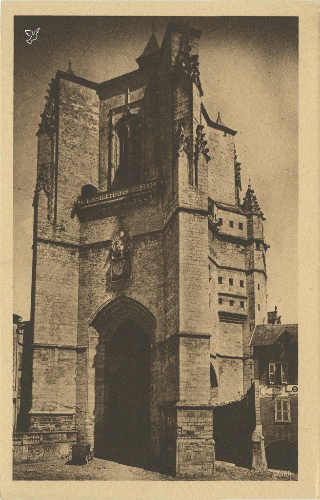 Z - ARGRA 205 - VILLEFRANCHE Rgue - Clocher Eglise ND.jpg