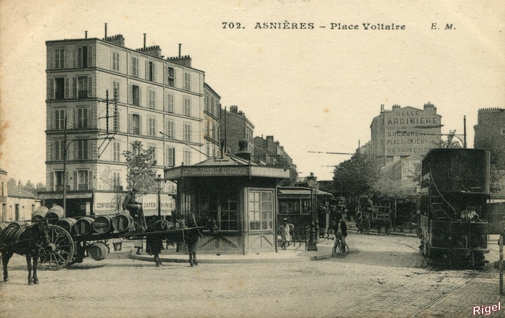 92-Asnières - Place Voltaire - 702 EM.jpg