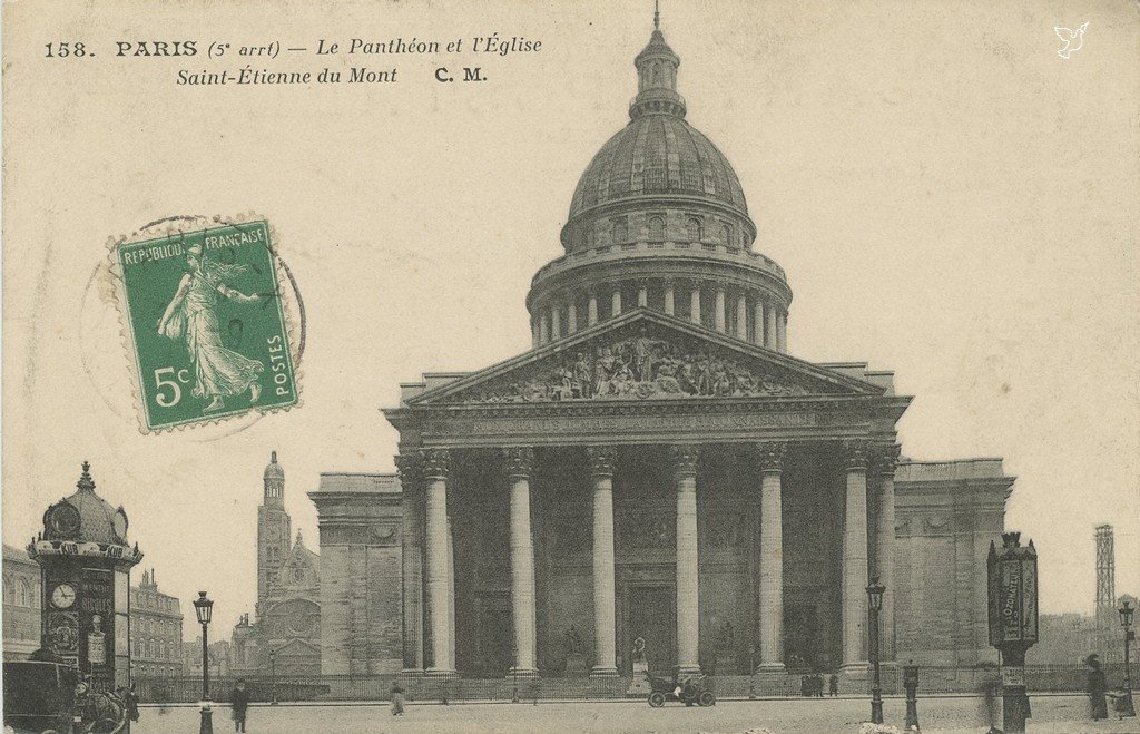Z - 158 - Le Pantheon et Eglise St-Etienne du Mont.jpg