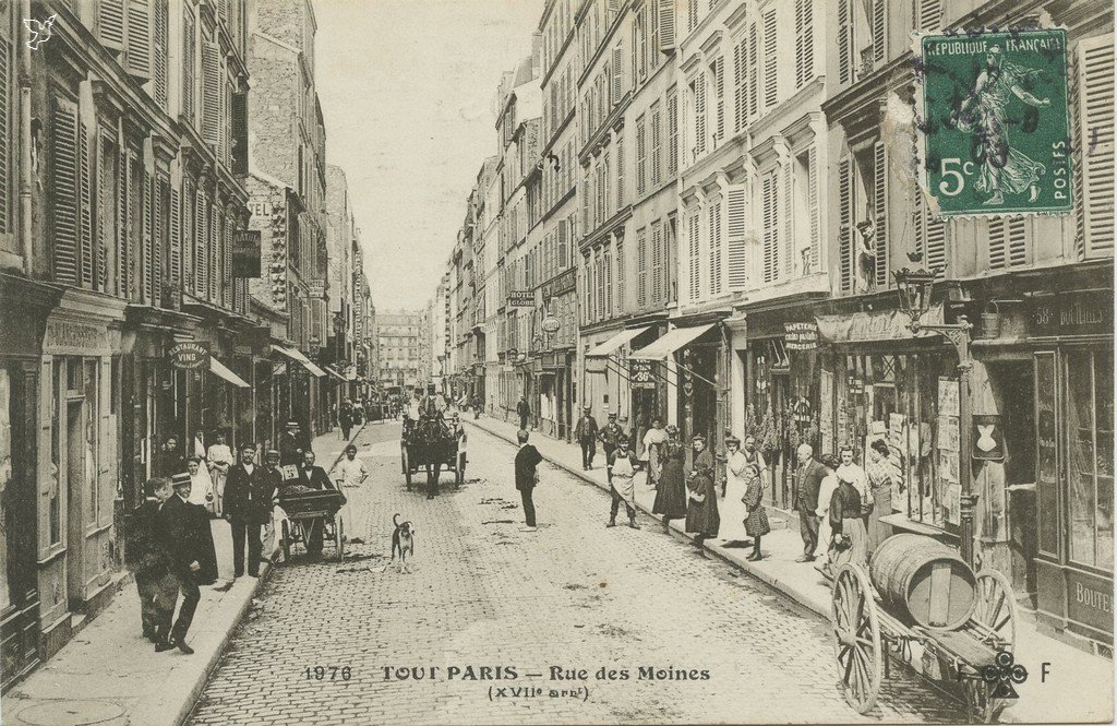 Z - 1976 - Rue des Moines.jpg