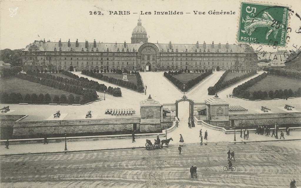 Z - 262 - Esplanade des Invalides.jpg