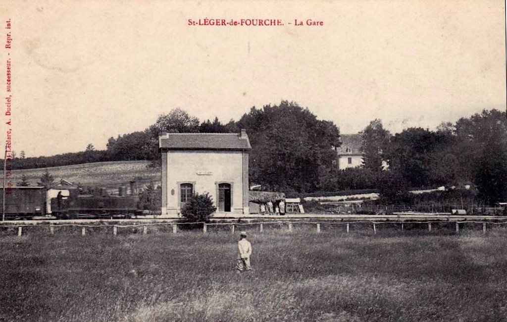 21 - Saint-Léger de Fourche.jpg