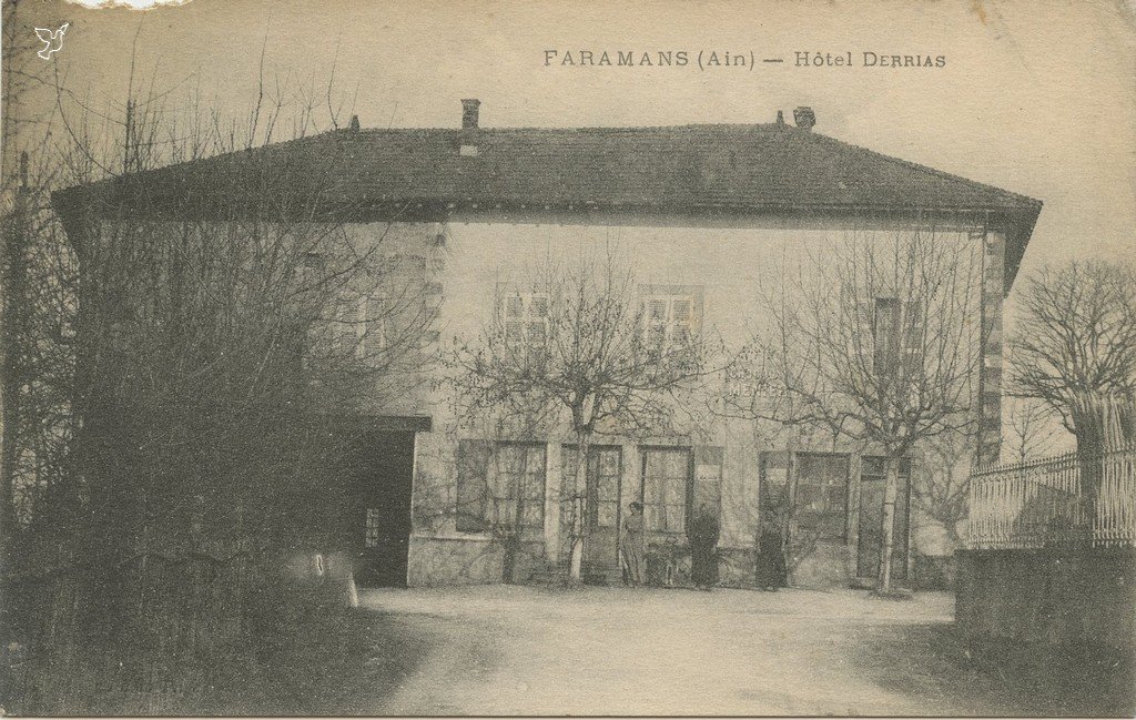 Z - FARAMANS - Hotel Derrias.jpg