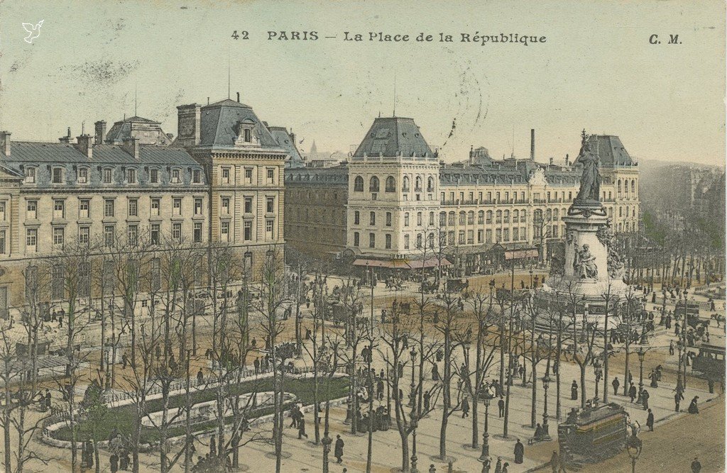 Z - 42 - Place de la République.jpg