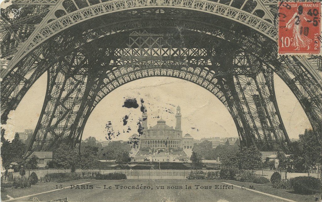 Z - 15 - Le Trocadero.jpg