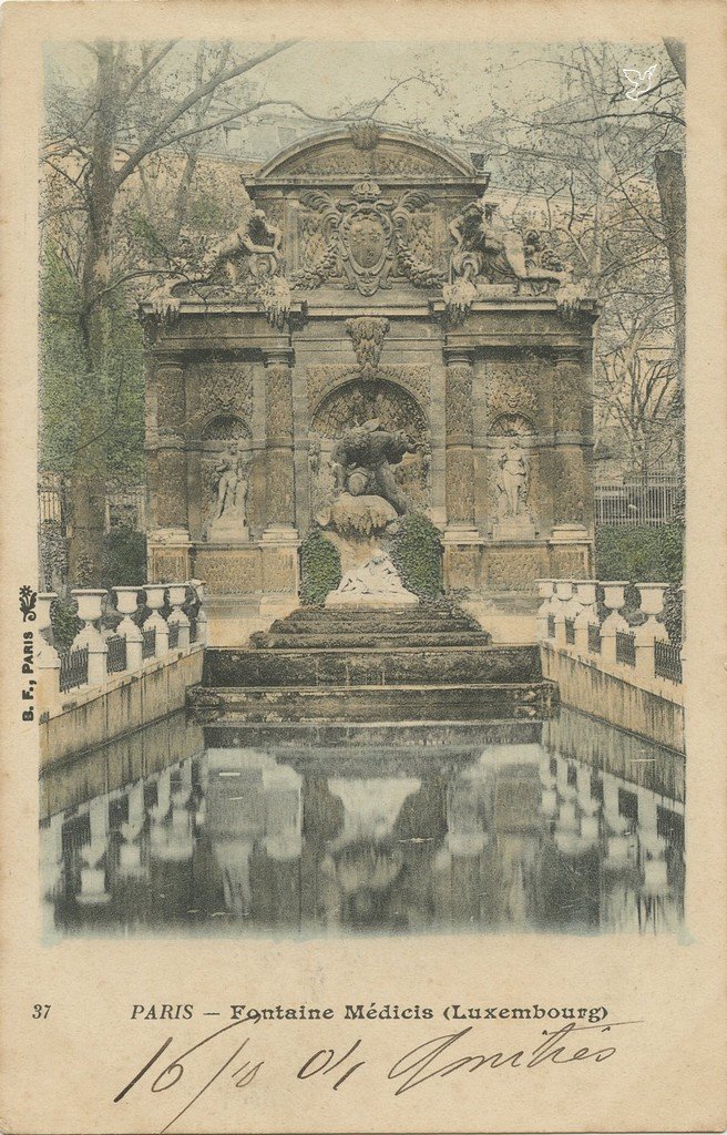 Z - 37 - Fontaine Medicis.jpg