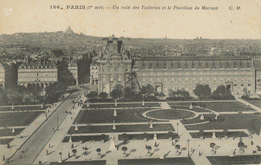 Z - 186 - Un coin des Tuileries pavillon de Marsan.jpg