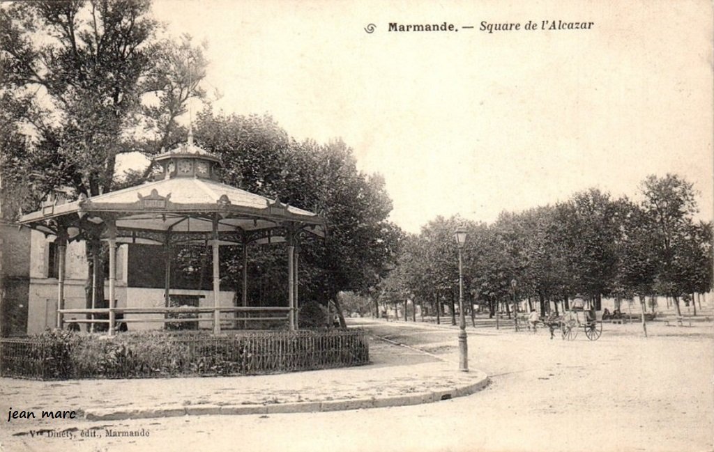 Marmande - Kiosque du Square de l'Alcazar.jpg
