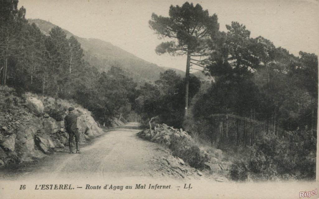 83-St-Raphael - Route d'Agay au Mal Infernet - 16 LL.jpg