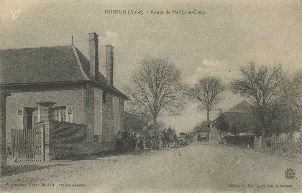 Z - DOSNON - Route de Mailly le Camp.jpg