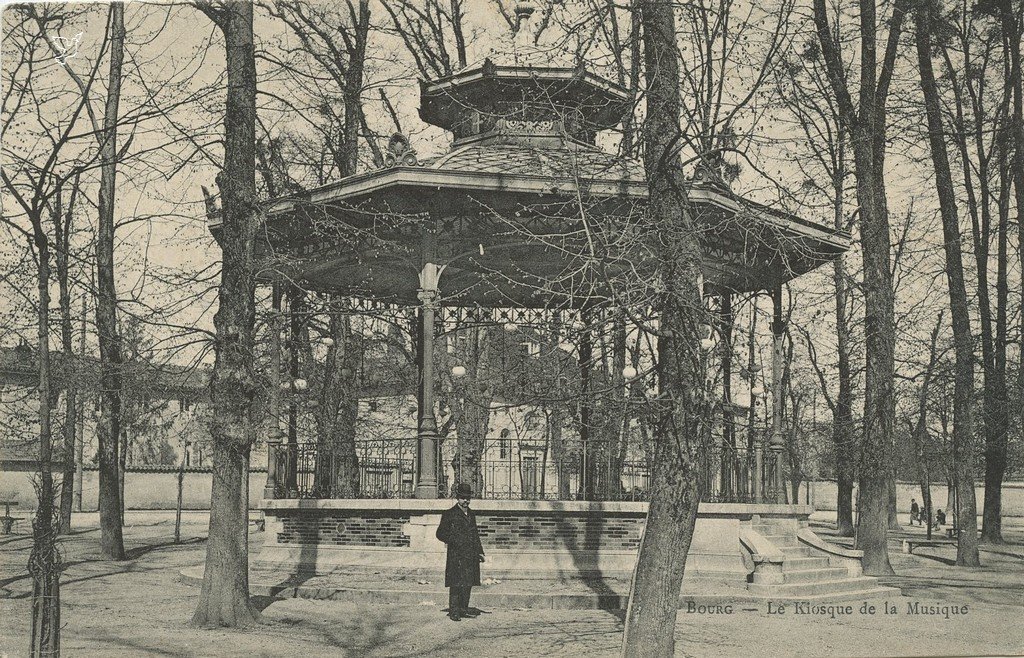 Z - BOURG - Kiosque de la Musique.jpg