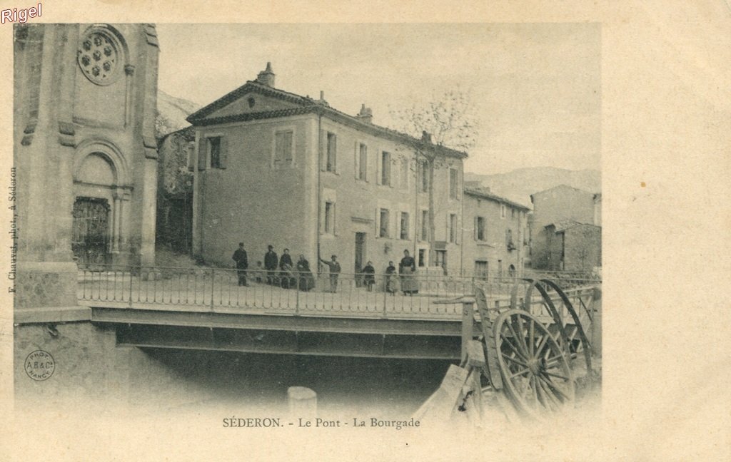 26-Séderon - Le Pont - La Bourgade - F Chauvet phot.jpg