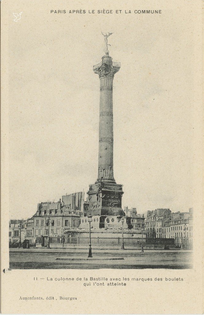 Z - 11 - Colonne de la Bastille  et marques des boulets.jpg