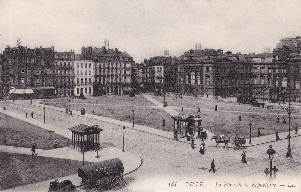 Lille - La Place de la République.jpg