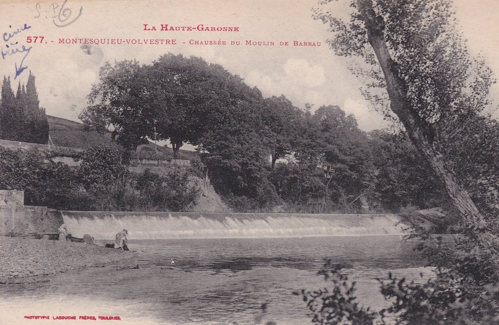 Montesquieu-Volvestre - Chaussée du Moulin de Barrau.jpg