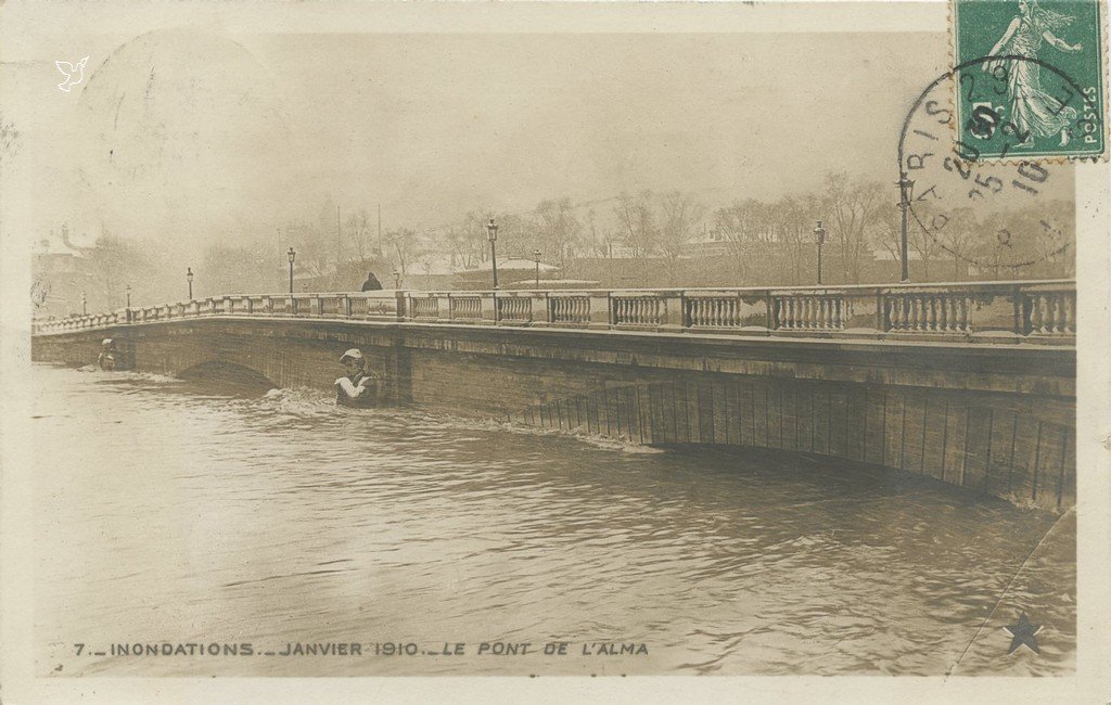 Z - INONDATIONS - 7 - Pont de l'Alma.jpg