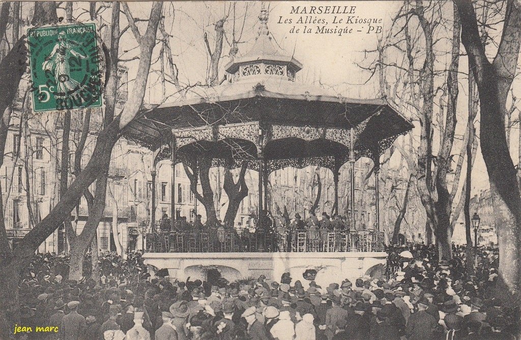 Marseille - Les Allées - Le Kiosque de la musique (1912).jpg