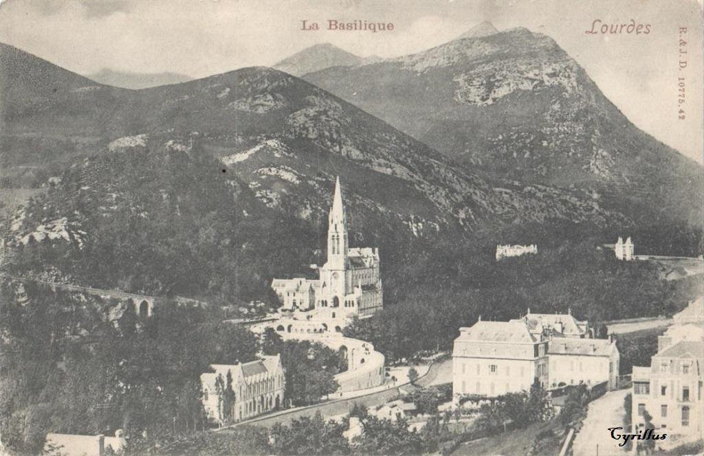 Lourdes RJD basilique.jpg