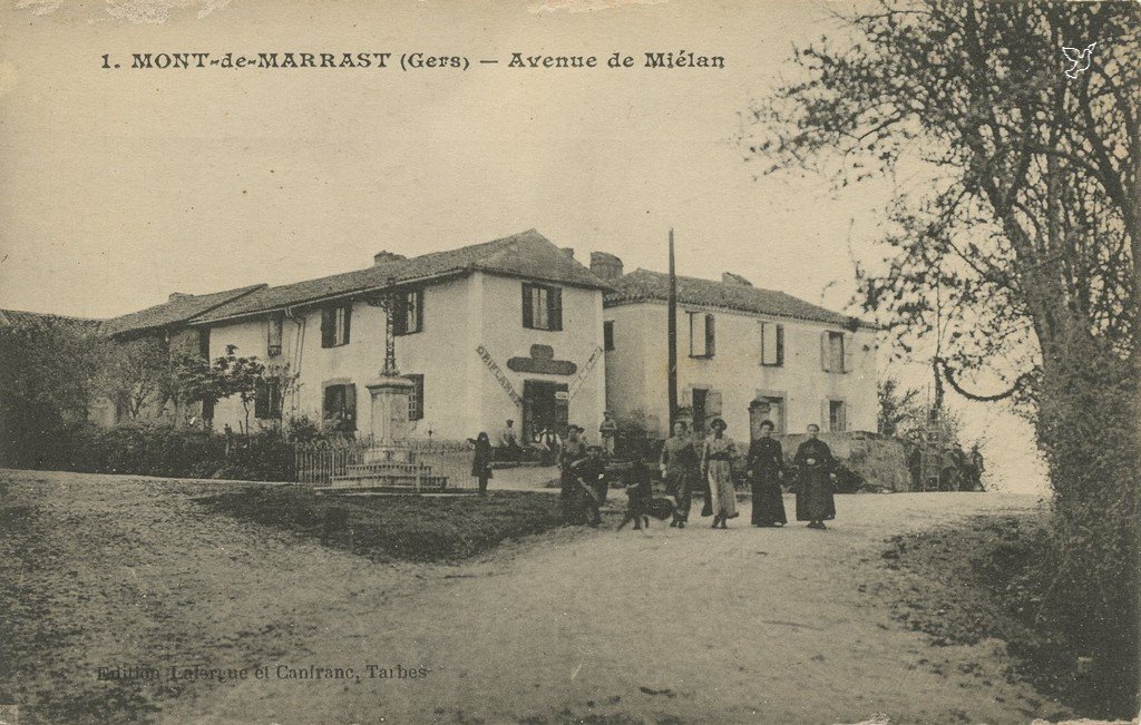 Z - MONT DE MARRAST - Avenue de Miélan.jpg