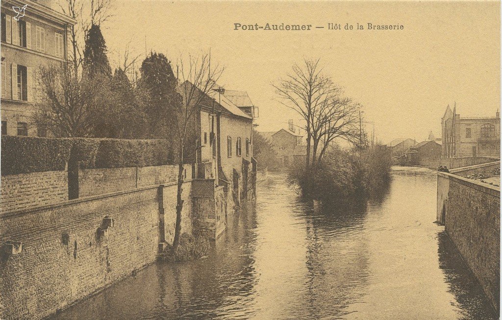 Z - PONT-AUDEMER - Ilot de la Brasserie - Thiriat-Basuyau Toulouse.jpg