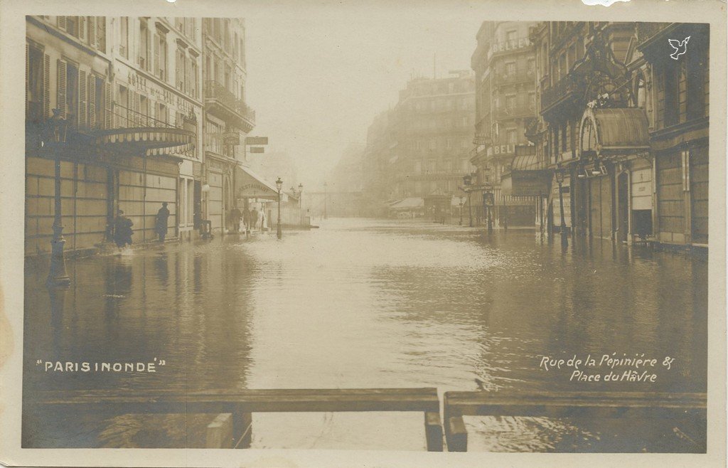 Z - AHK - Rue de la Pepiniere & Place du Havre.jpg