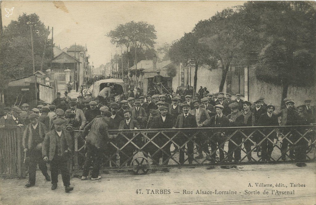 Z - 47 - S2 - Rue Alsace Lorraine - Sortie de l'Arsenal.jpg