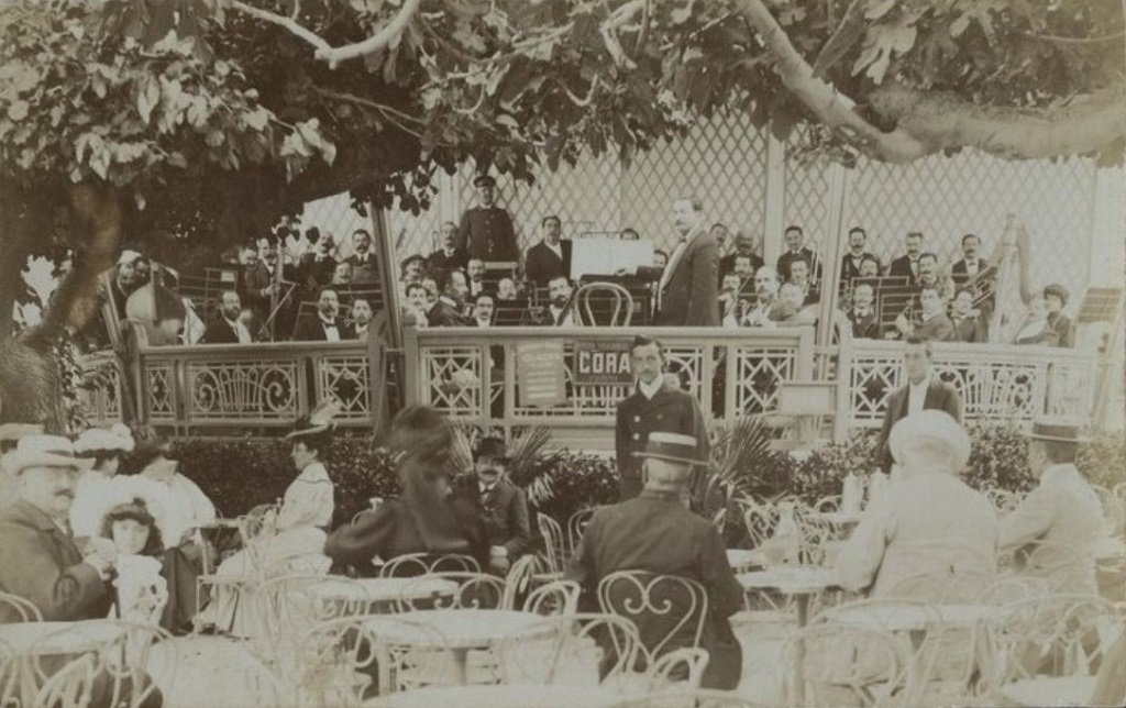 Marseille - Le Kiosque à musique du Casino Palace du Prado.jpg