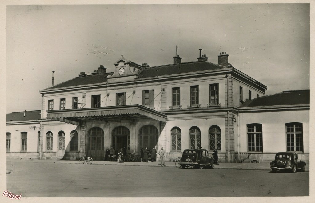 51-Epernay - La gare - 14 Reant éditeur.jpg