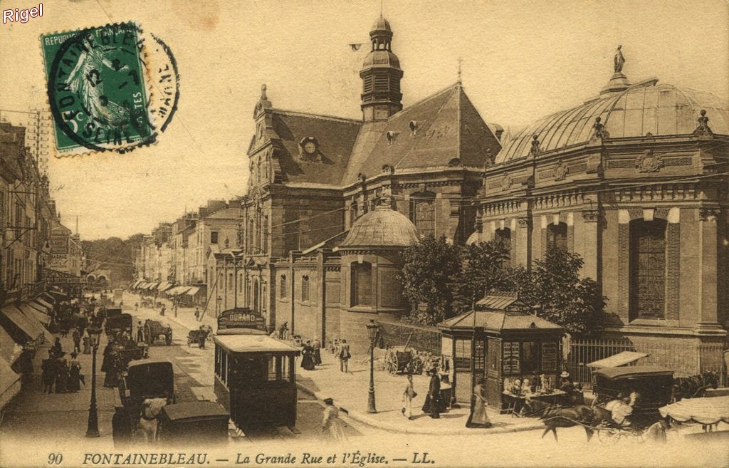 77-Fontainebleau - La Grande Rue et l'Eglise - 90 LL.jpg