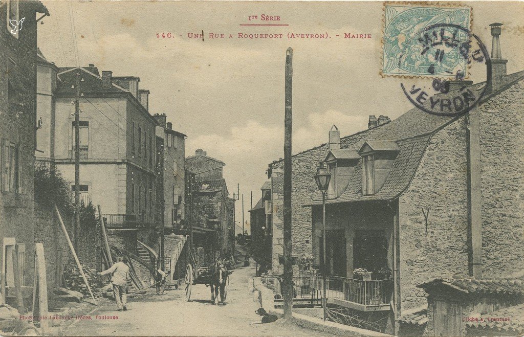 ROQUEFORT - LB 146 - La mairie.jpg