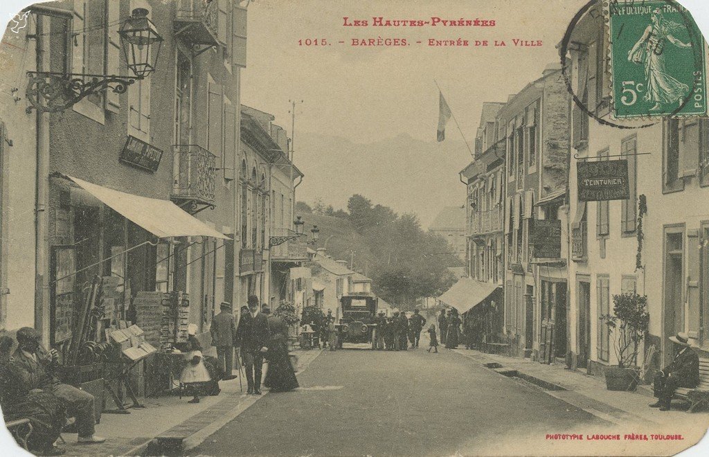 Z - LB 1015 - Entrée de la Ville.jpg