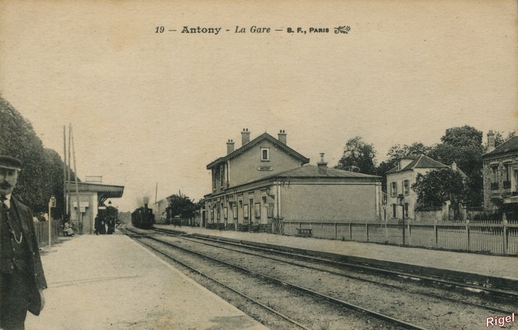 92-Antony - La Gare - 19 BF Paris.jpg