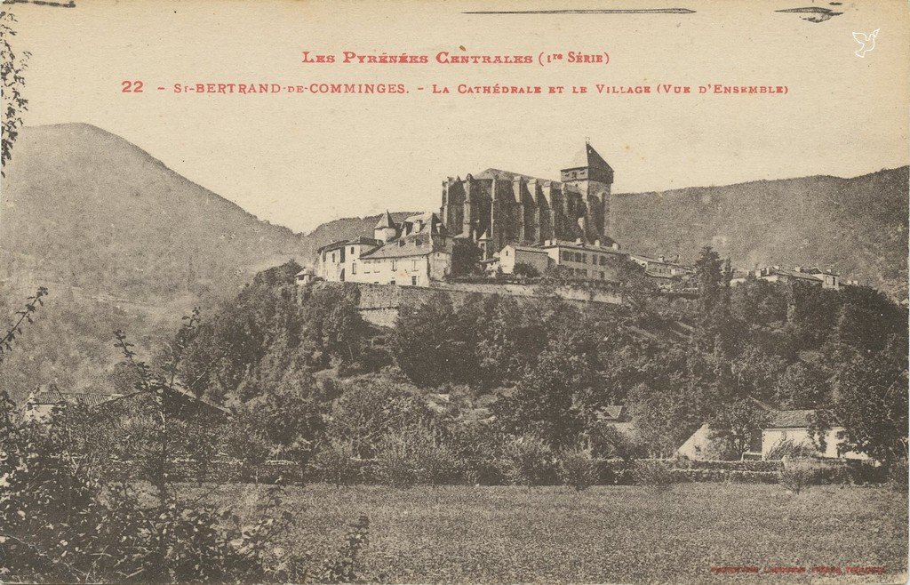 Z - LB 22 - ST BERTRAND de CGES - Cathedrale et Village.jpg