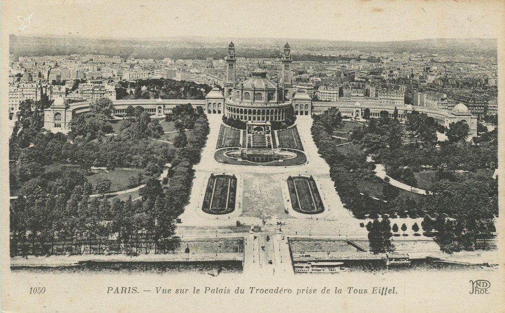 Z - ND 1050 - Vue sur le Trocadero.jpg